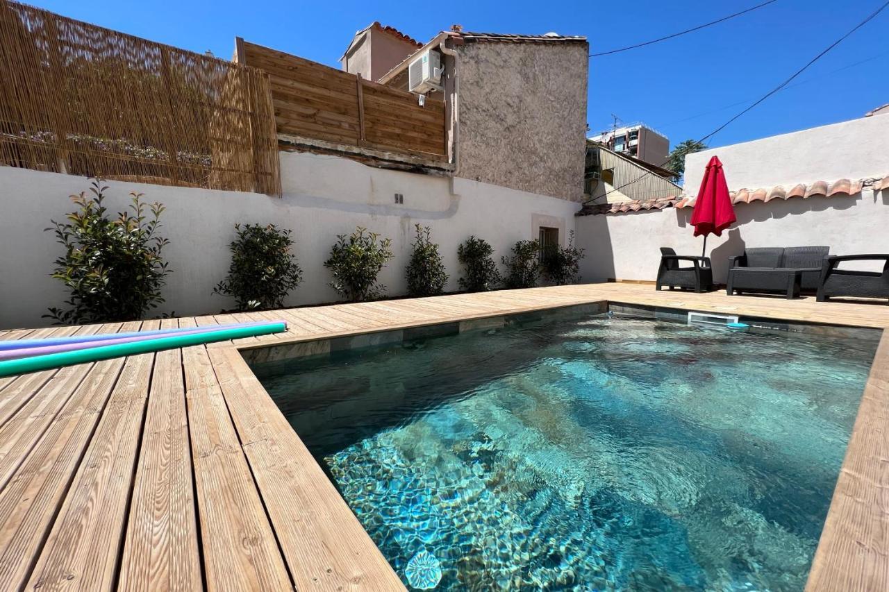 Hébergement de vacances Le Tropical Piscine Et Terrasse Centre-ville Marseille